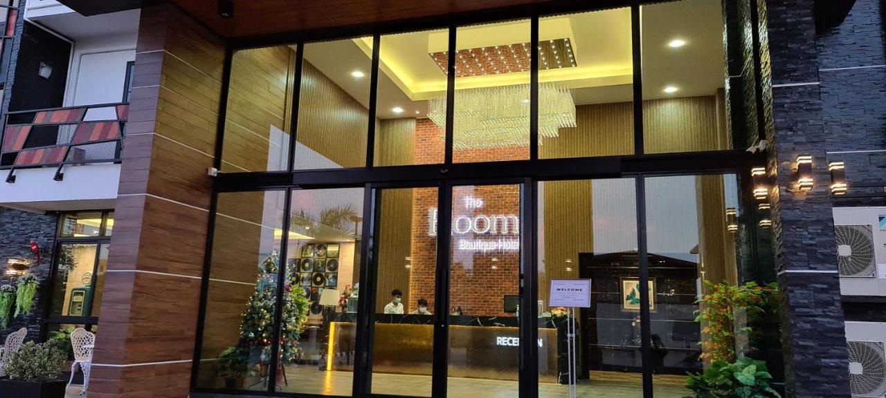 The Room Boutique Hotel Sakon Nakhon Exterior foto